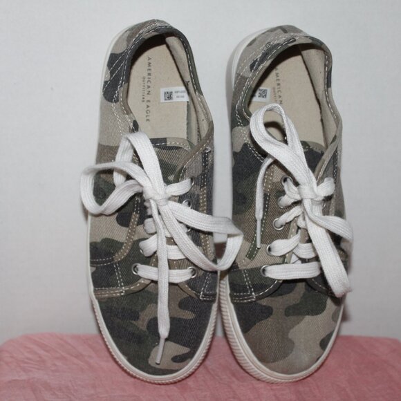 American Eagle Camouflage Sneakers - Picture 6 of 6